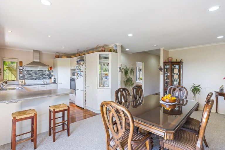 Photo of property in 56 Realm Drive, Paraparaumu, 5032