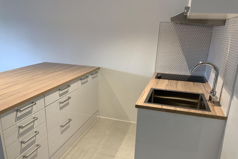 Photo of property in 27a/30 Westward Ho, Glen Eden, Auckland, 0602