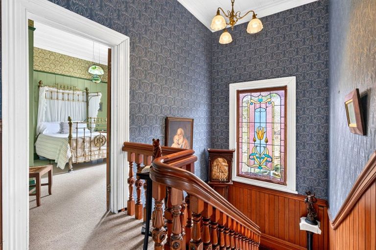 Photo of property in 16 Jubilee Avenue, Devonport, Auckland, 0624
