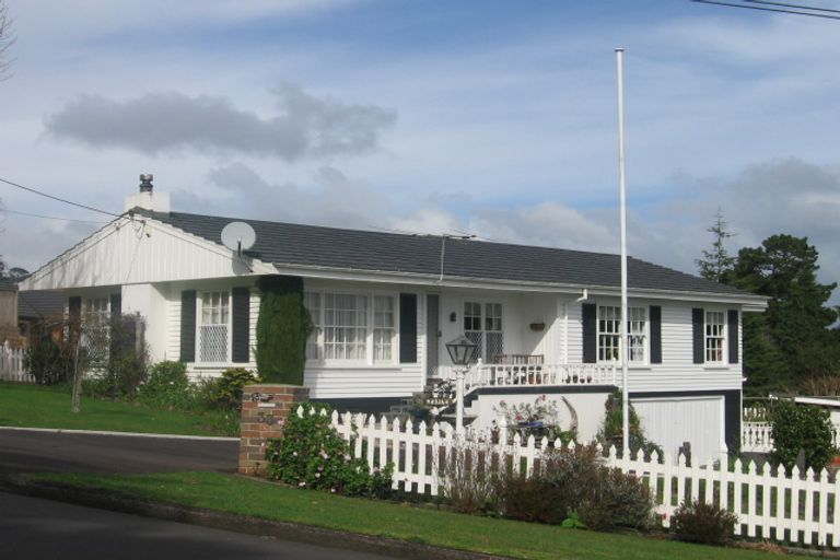 Photo of property in 33 Red Hill Road, Red Hill, Papakura, 2110