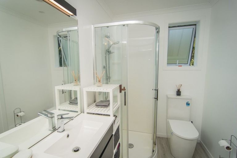 Photo of property in 381 Pareora River Road, Saint Andrews, Timaru, 7972