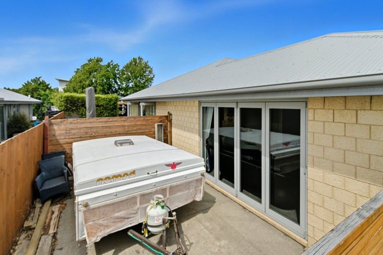 Photo of property in 15 Cridland Place, Halswell, Christchurch, 8025