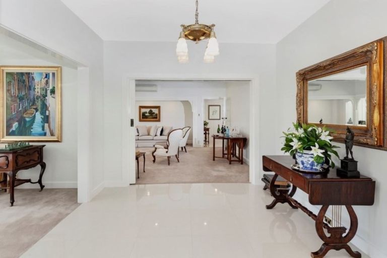 Photo of property in 36b Hackthorne Road, Cashmere, Christchurch, 8022