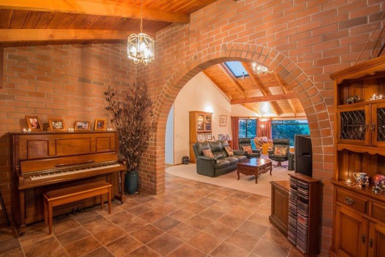 Photo of property in 846 Puketona Road, Haruru, 0204