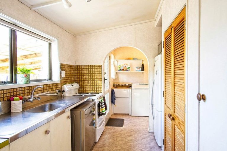 Photo of property in 10 Dillon Bell Road, Whataupoko, Gisborne, 4010