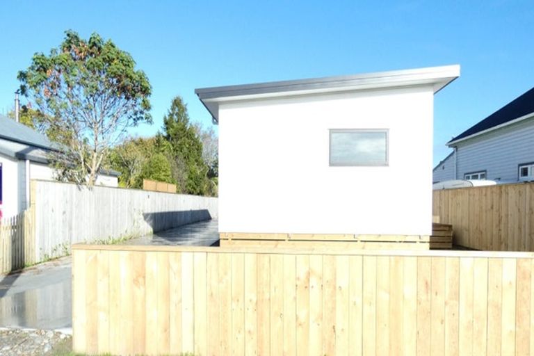 Photo of property in 26 Romilly Street, Westport, 7825