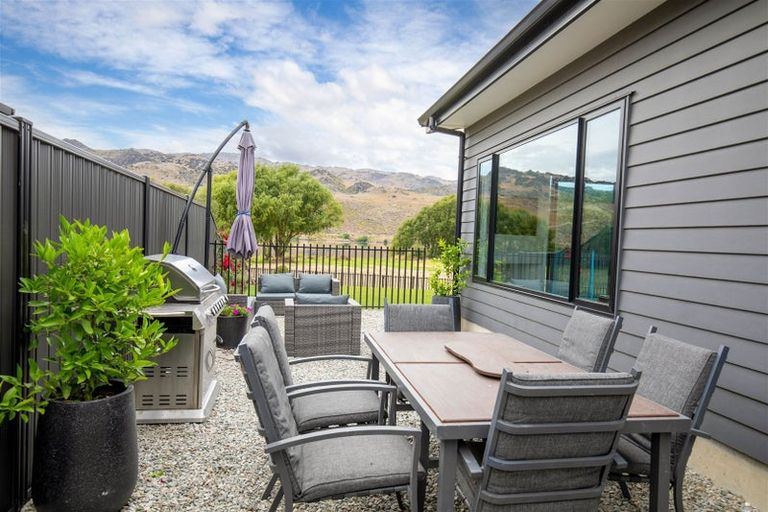 Photo of property in 16 Arion Court, Mount Pisa, Cromwell, 9383