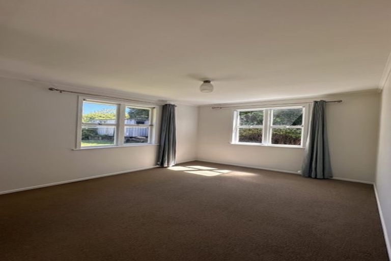 Photo of property in 211a Sunnynook Road, Wairau Valley, Auckland, 0627