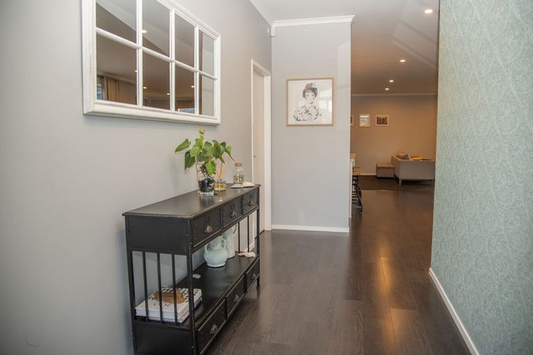 Photo of property in 27 Chalgrove Road, Huntington, Hamilton, 3210