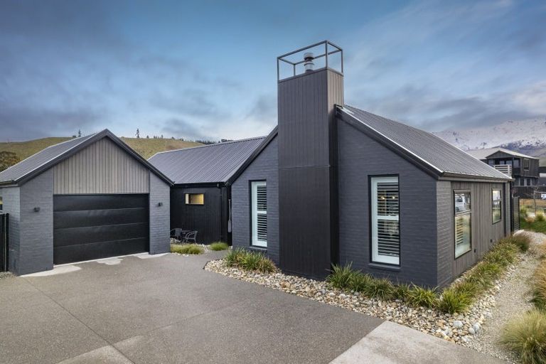 Photo of property in 7 Hatters Lane, Mount Pisa, 9383