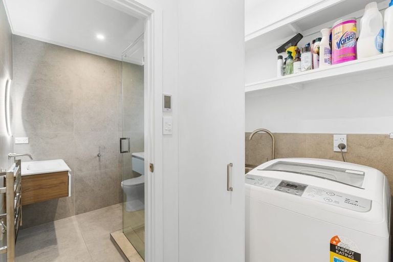 Photo of property in 17 Harrowdale Drive, Avonhead, Christchurch, 8042