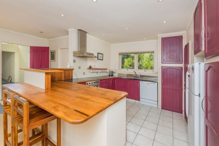 Photo of property in 73 Riddell Road, Kerikeri, 0230