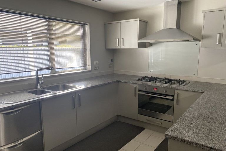 Photo of property in 12 O'dea Place, Burnside, Christchurch, 8053