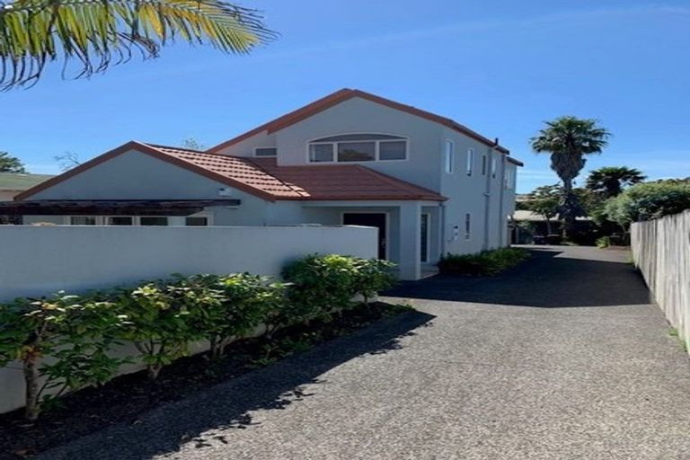 Photo of property in 2/6 Nile Road, Milford, Auckland, 0620