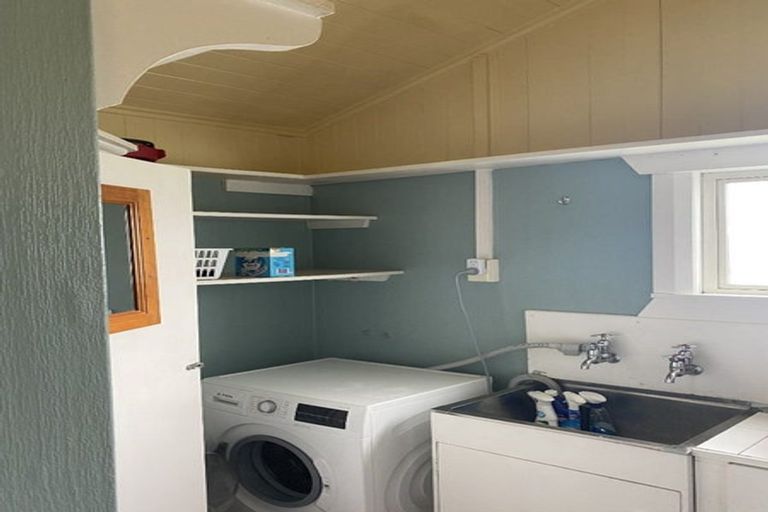 Photo of property in 17c Huatoki Street, Vogeltown, New Plymouth, 4310