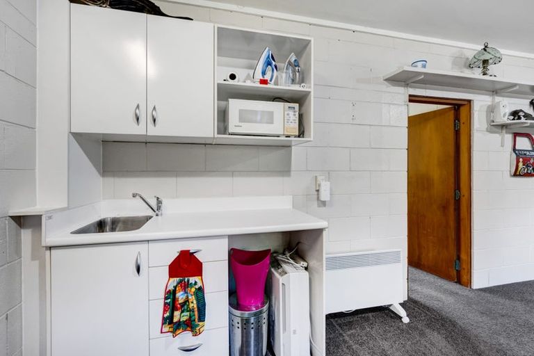 Photo of property in 30 Motukari Place, Onaero, Waitara, 4383