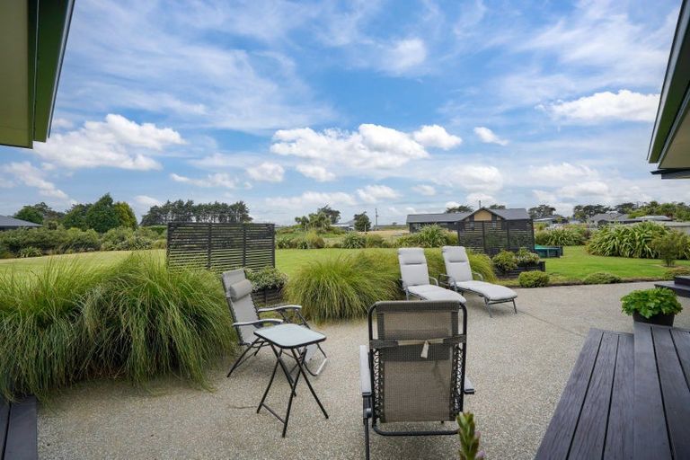 Photo of property in 14 Kakariki Way, Otatara, Invercargill, 9879