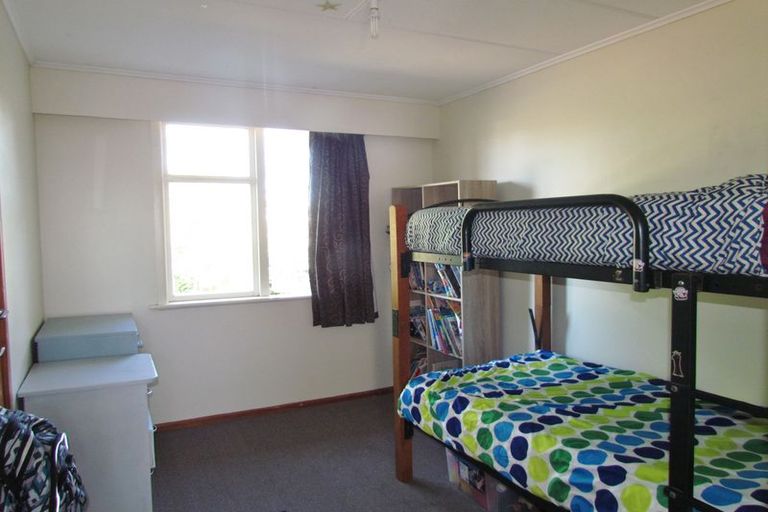 Photo of property in 82 Cameron Crescent, Masterton, 5810