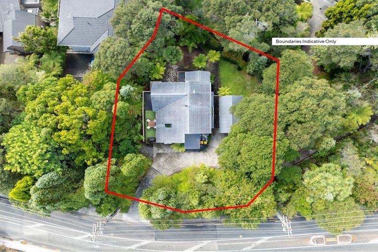 Photo of property in 200 Atkinson Road, Titirangi, Auckland, 0604