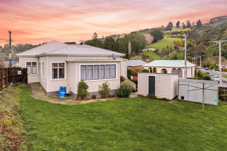 Photo of property in 8 Norwood Street, Normanby, Dunedin, 9010