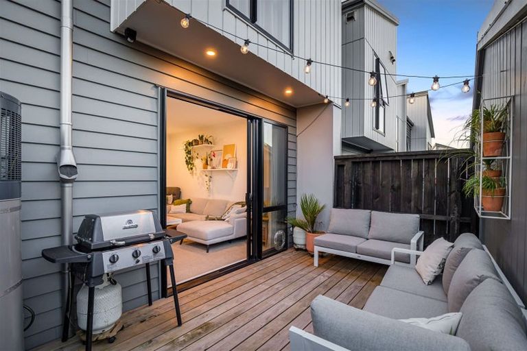 Photo of property in 58 Nugget Avenue, Hobsonville, Auckland, 0616