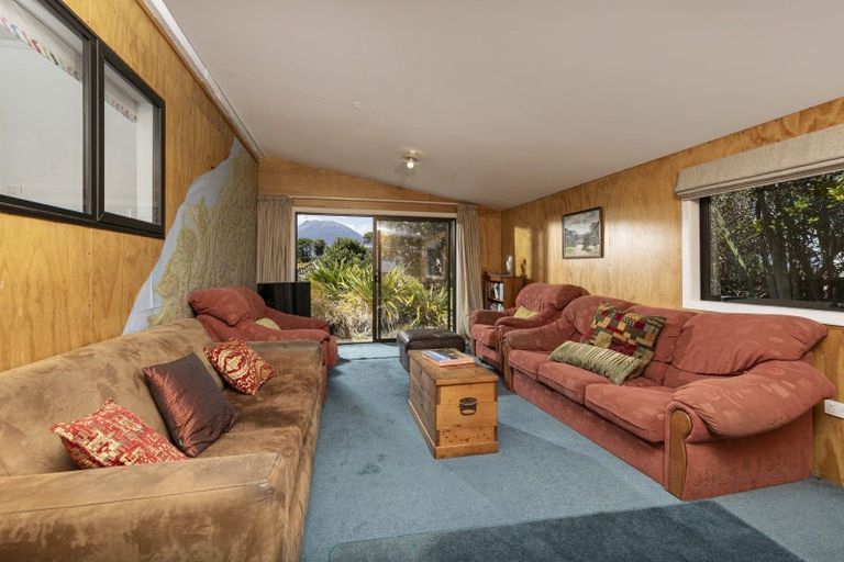 Photo of property in 9 Johnston Crescent, Haast, 7886