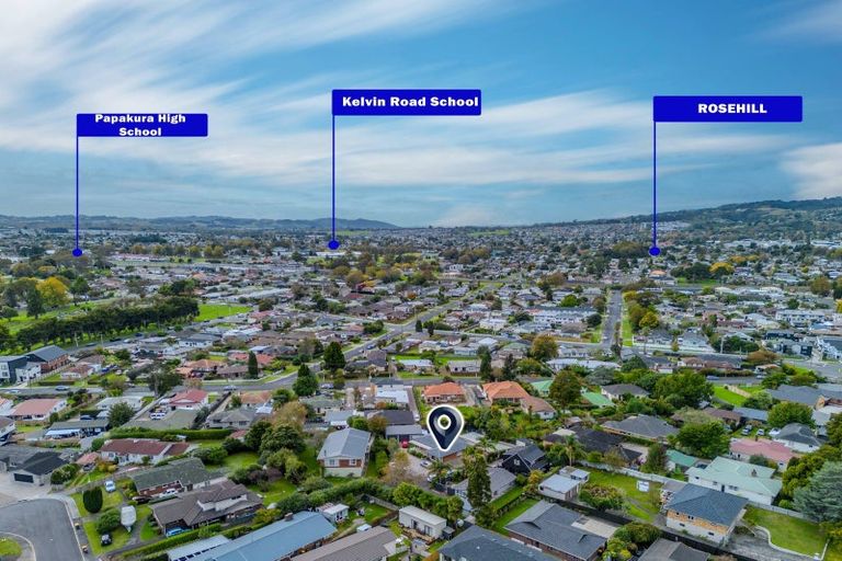 Photo of property in 9 Mccall Place, Opaheke, Papakura, 2113