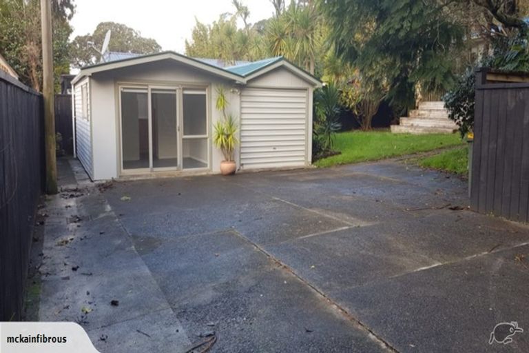 Photo of property in 3a Western Road, Laingholm, Auckland, 0604