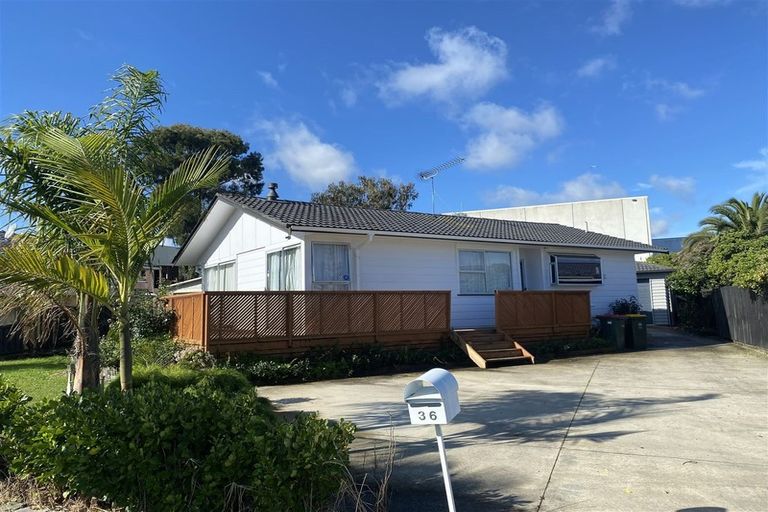 Photo of property in 36 Reelick Avenue, Pakuranga Heights, Auckland, 2010