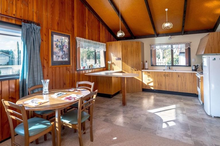 Photo of property in 203 Belvedere Road, Carterton, 5713