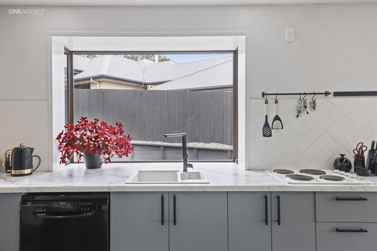 Photo of property in 14 Mcdougal Place, Kaiapoi, 7630