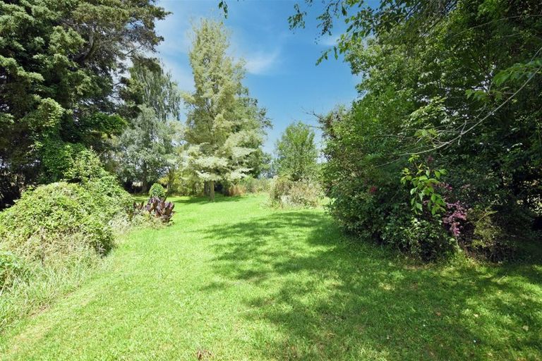 Photo of property in 55 Neudorf Road, Upper Moutere, 7175