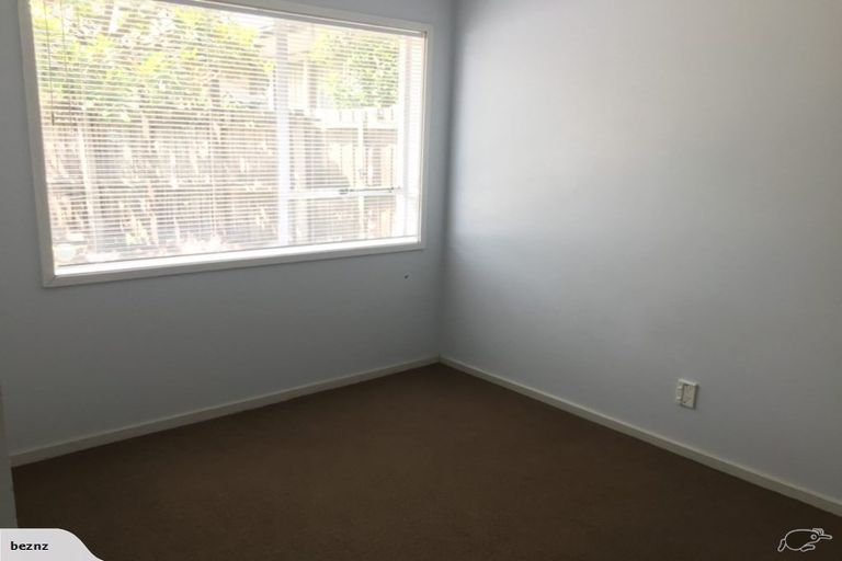 Photo of property in 12 Moorpark Place, Ilam, Christchurch, 8041