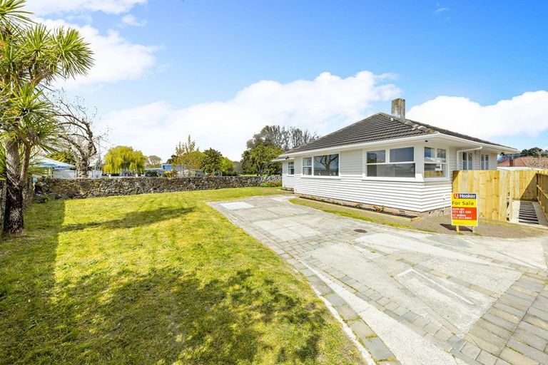 Photo of property in 73 Raglan Street, Mangere East, Auckland, 2024