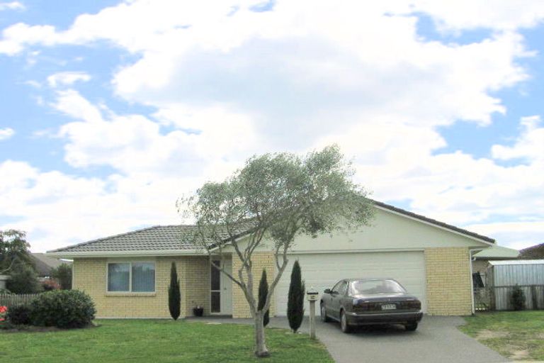 Photo of property in 34 Corinth Grove, Papamoa Beach, Papamoa, 3118