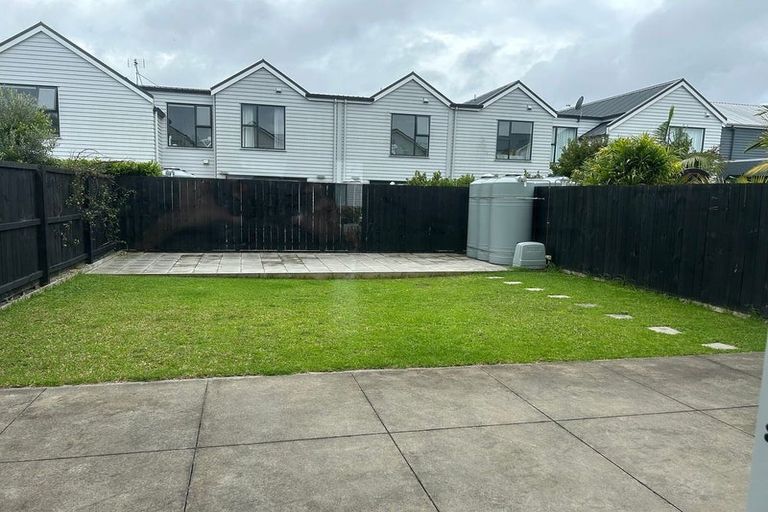 Photo of property in 24 Plover Road, Hobsonville, Auckland, 0616