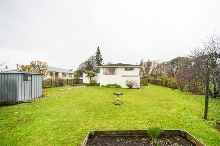 Photo of property in 24 Oaklea Avenue, Marton, 4710