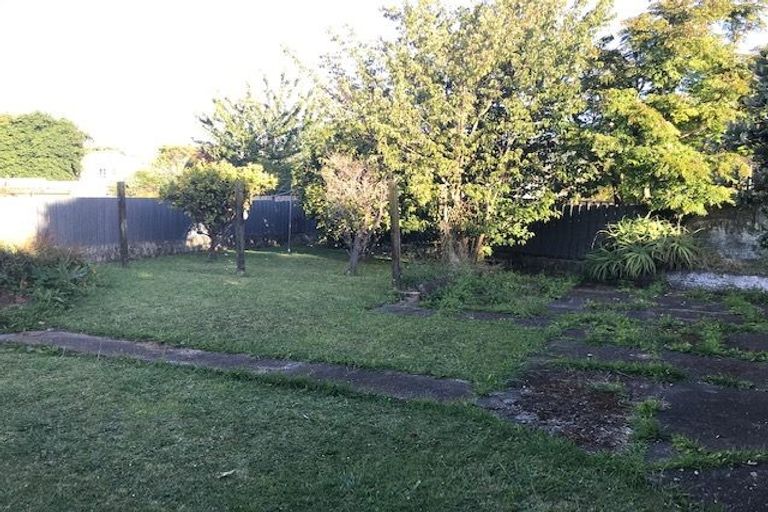 Photo of property in 73 Pilmuir Street, Hutt Central, Lower Hutt, 5010