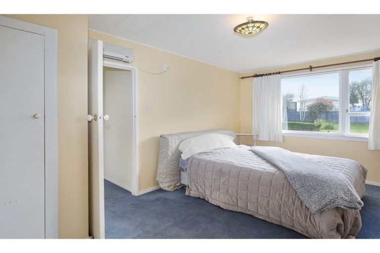 Photo of property in 56 Highfield Terrace, Newfield, Invercargill, 9812