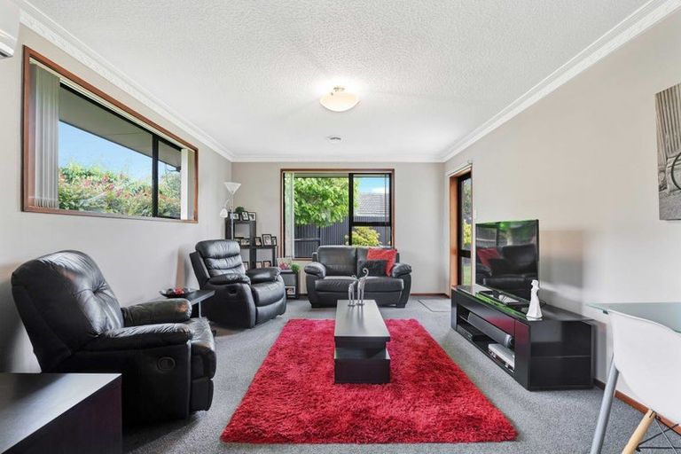 Photo of property in 1/9 Shamrock Place, Halswell, Christchurch, 8025