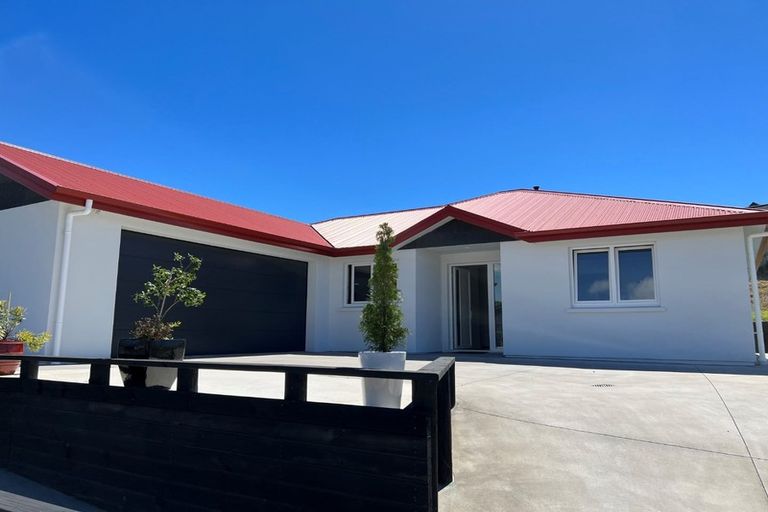 Photo of property in 62 Bert Wall Drive, Omokoroa, 3114