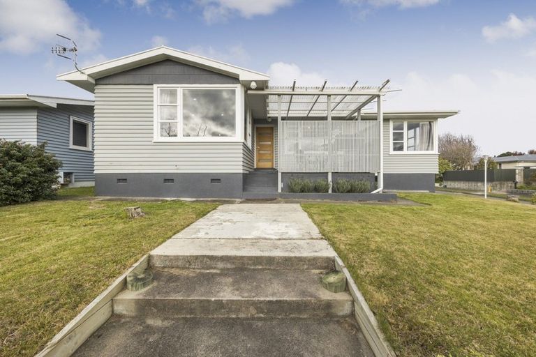 Photo of property in 1 Lifford Place, Awapuni, Palmerston North, 4412