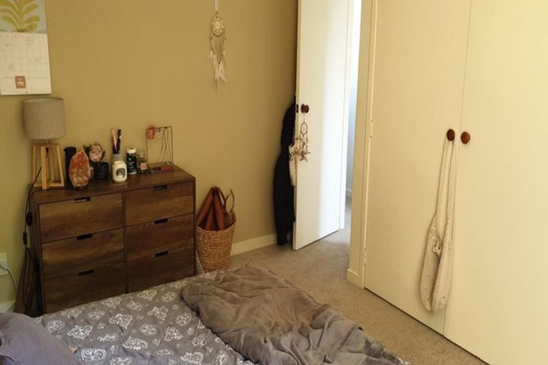 Photo of property in 3/249 Muritai Road, Eastbourne, Lower Hutt, 5013