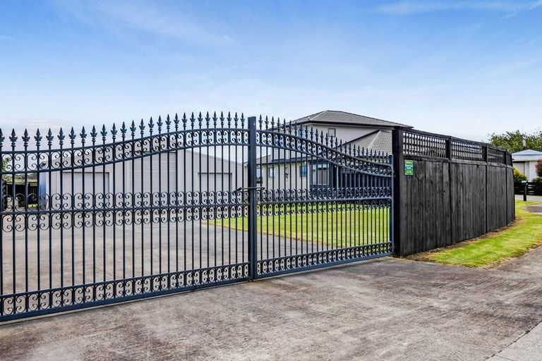 Photo of property in 17 Ponderosa Place, Opunake, 4616