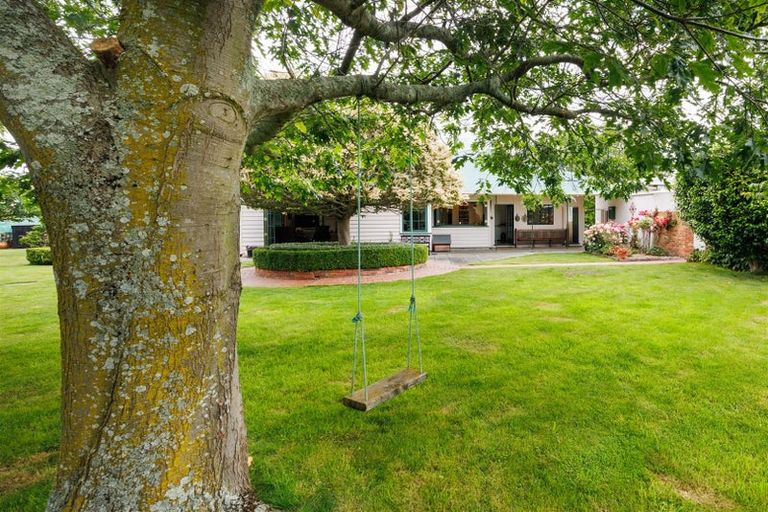 Photo of property in 552 Porewa Road, Marton, 4787