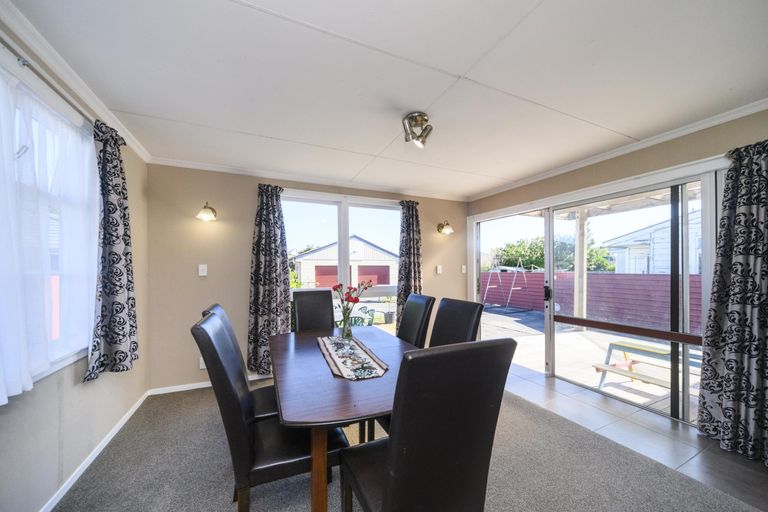Photo of property in 107 Church Street, West End, Palmerston North, 4412