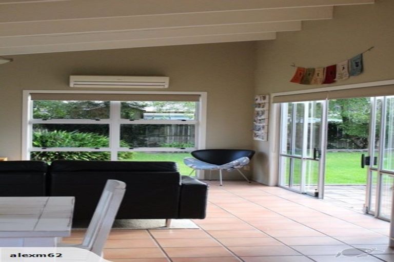 Photo of property in 9 Monument Road, Clevedon, Papakura, 2582