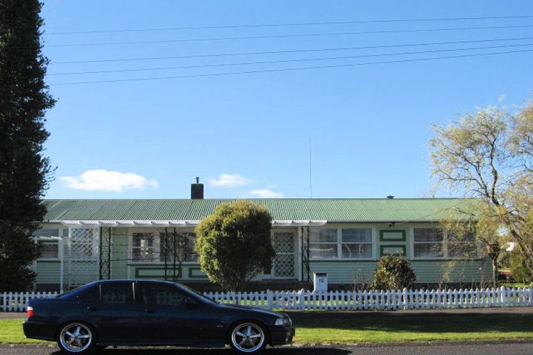 Photo of property in 10 Fairview Street, Fairview Downs, Hamilton, 3214