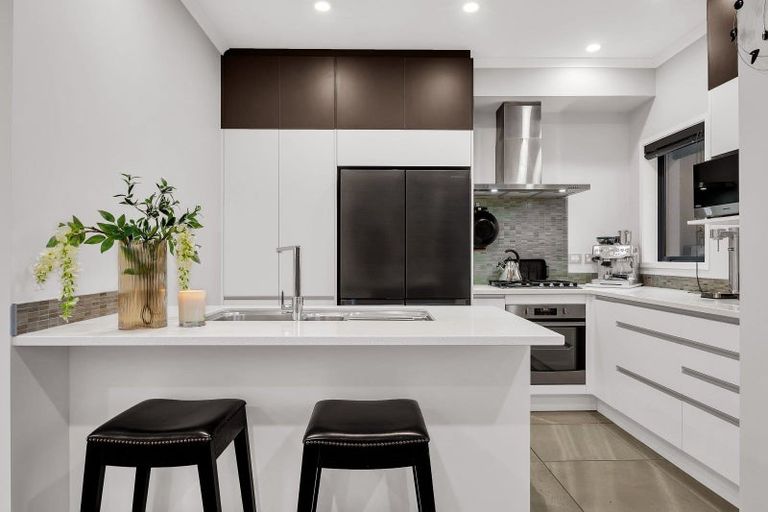 Photo of property in 182 Hobsonville Point Road, Hobsonville, Auckland, 0616