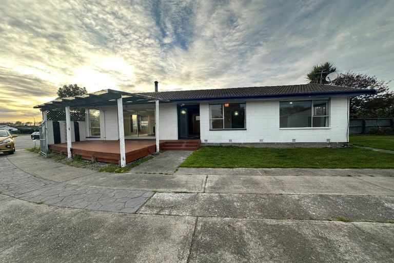 Photo of property in 19 Bidwell Place, Hillmorton, Christchurch, 8025